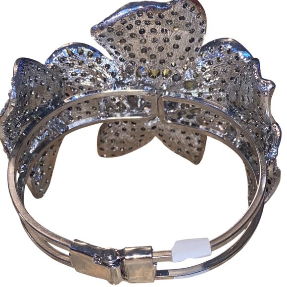 Silver-Tone Crystal-Encrusted Flower Bracelet Cuff - Picture 2 of 8